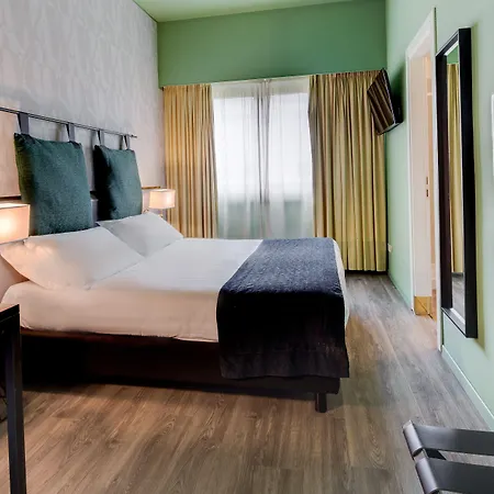 Western Chc Hotel 4*