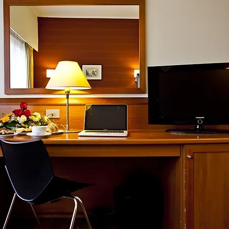 Hotel Western Chc 4*