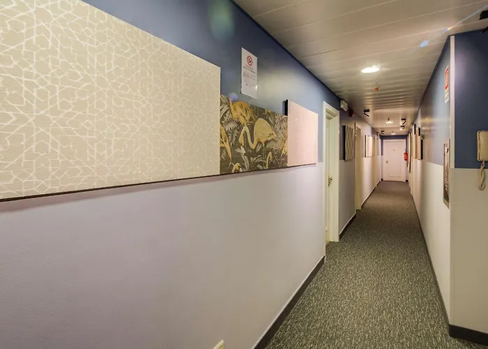 Western Chc Hotel 4*