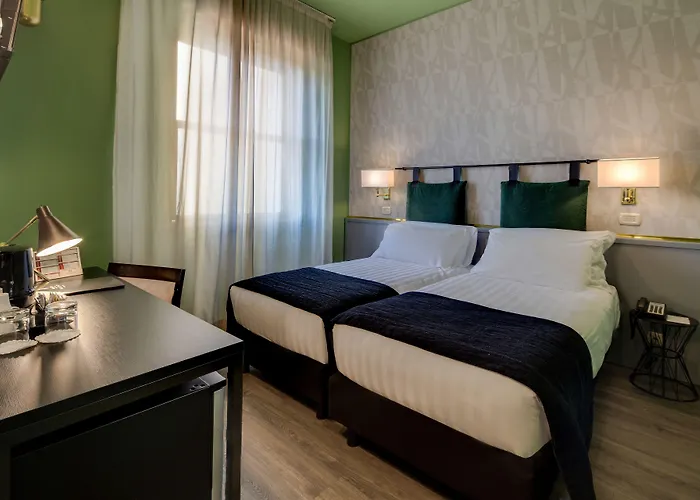 Western Chc Hotel 4*