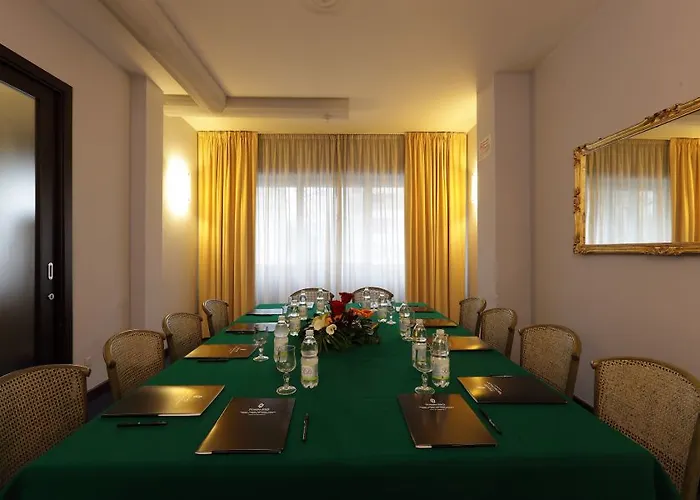 Hotel Western Chc 4*