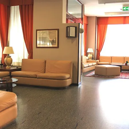 Western Chc Hotel