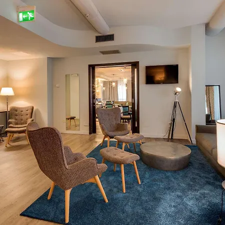 Western Chc Otel Floransa