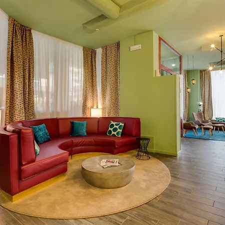 Otel Western Chc 4*